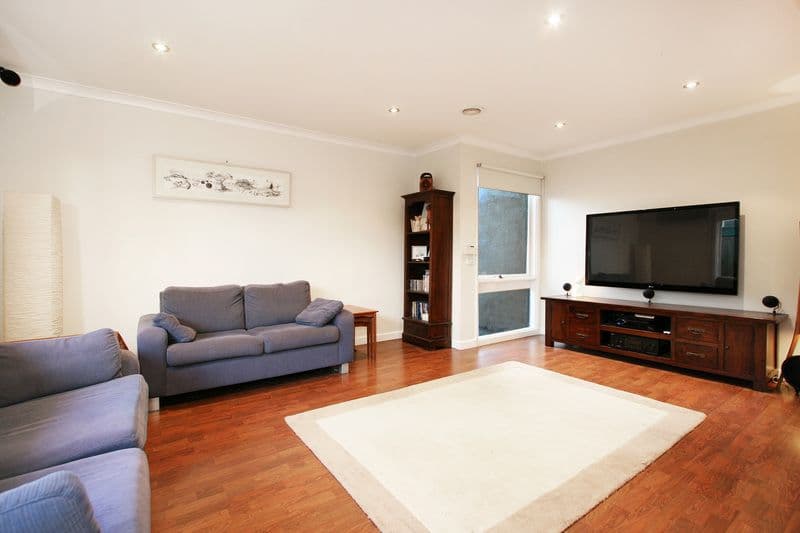 7 Saxil Court, SEAFORD VIC 3198, Seaford - Thumbnail 2