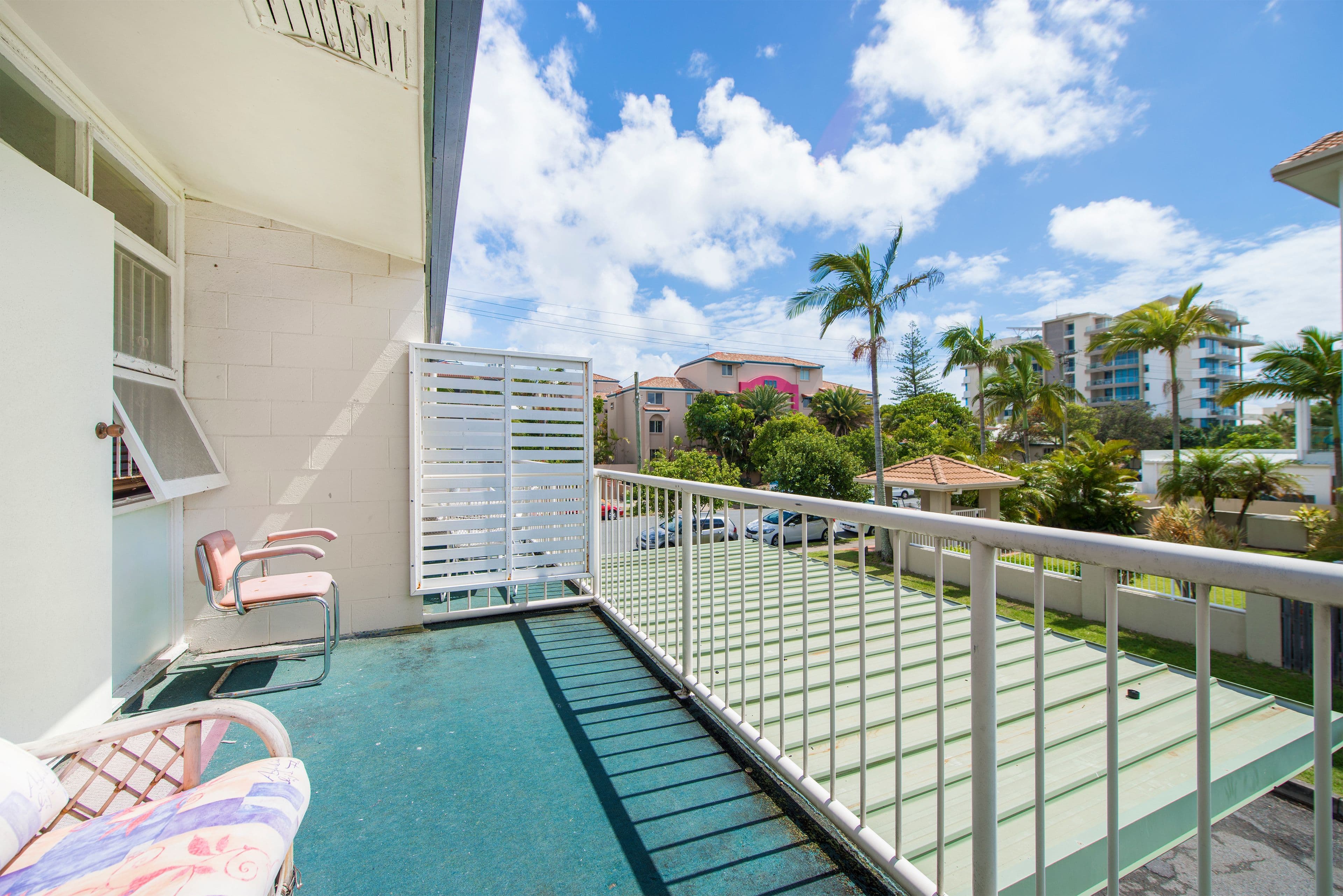 28 Peerless Avenue, Mermaid Beach QLD 4218, Mermaid Beach - Thumbnail 6