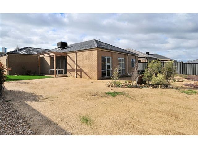 10 Nottingham Close, CRAIGIEBURN VIC 3064, Craigieburn - Thumbnail 7
