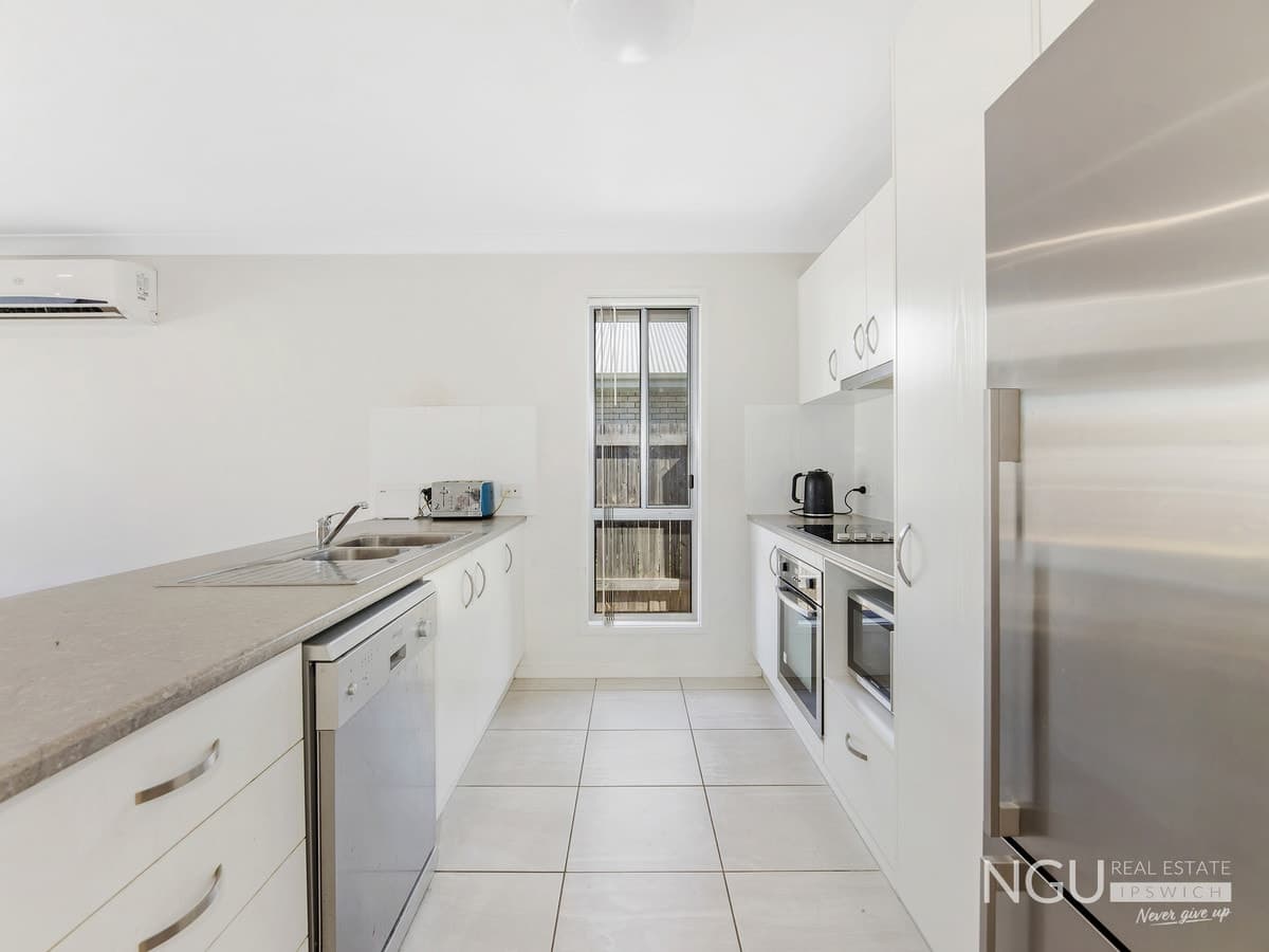 23 Saint Andrews Drive, Leichhardt QLD 4305, Leichhardt - Thumbnail 4