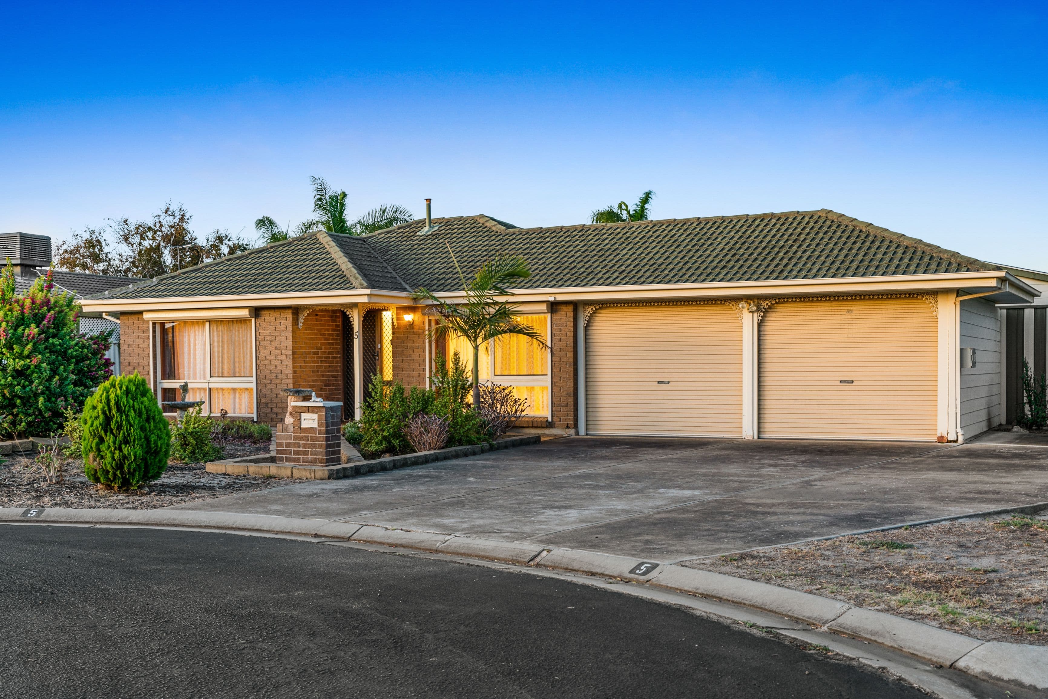 5 Chusan Court, North Haven SA 5018, North Haven - Image 1