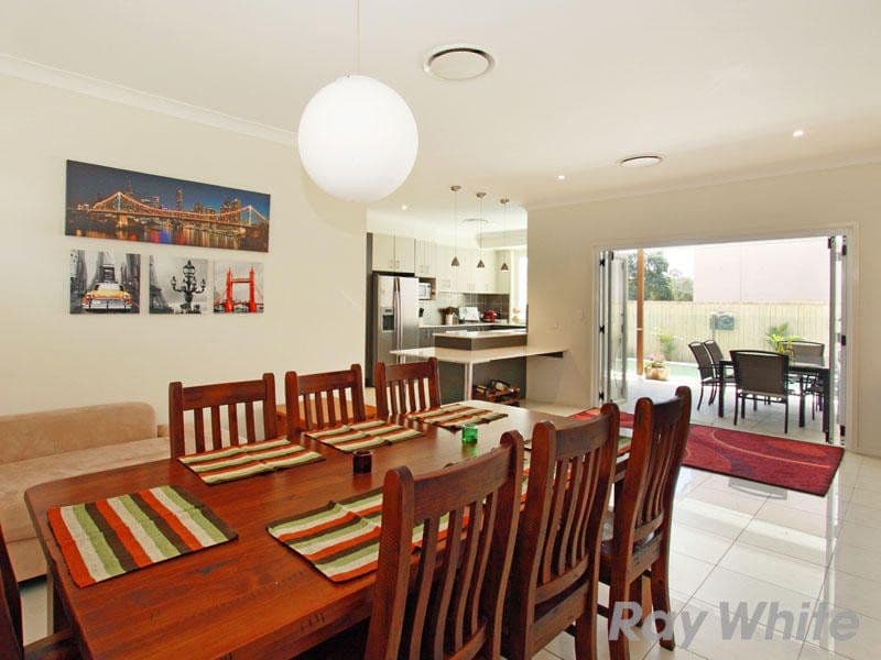 25 Sedgemoor Street, CARSELDINE QLD 4034, Carseldine - Thumbnail 3