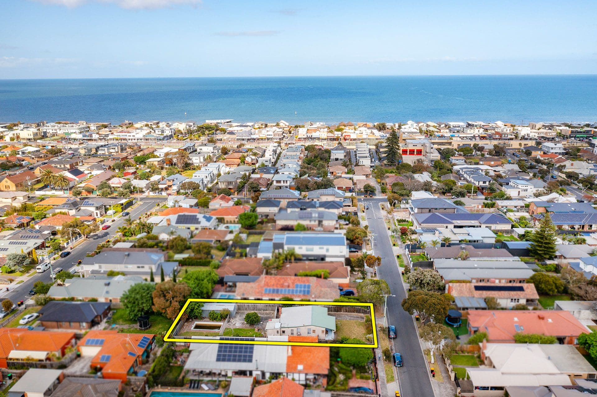 16 Keith Avenue, Edithvale VIC 3196, Edithvale - Thumbnail 2