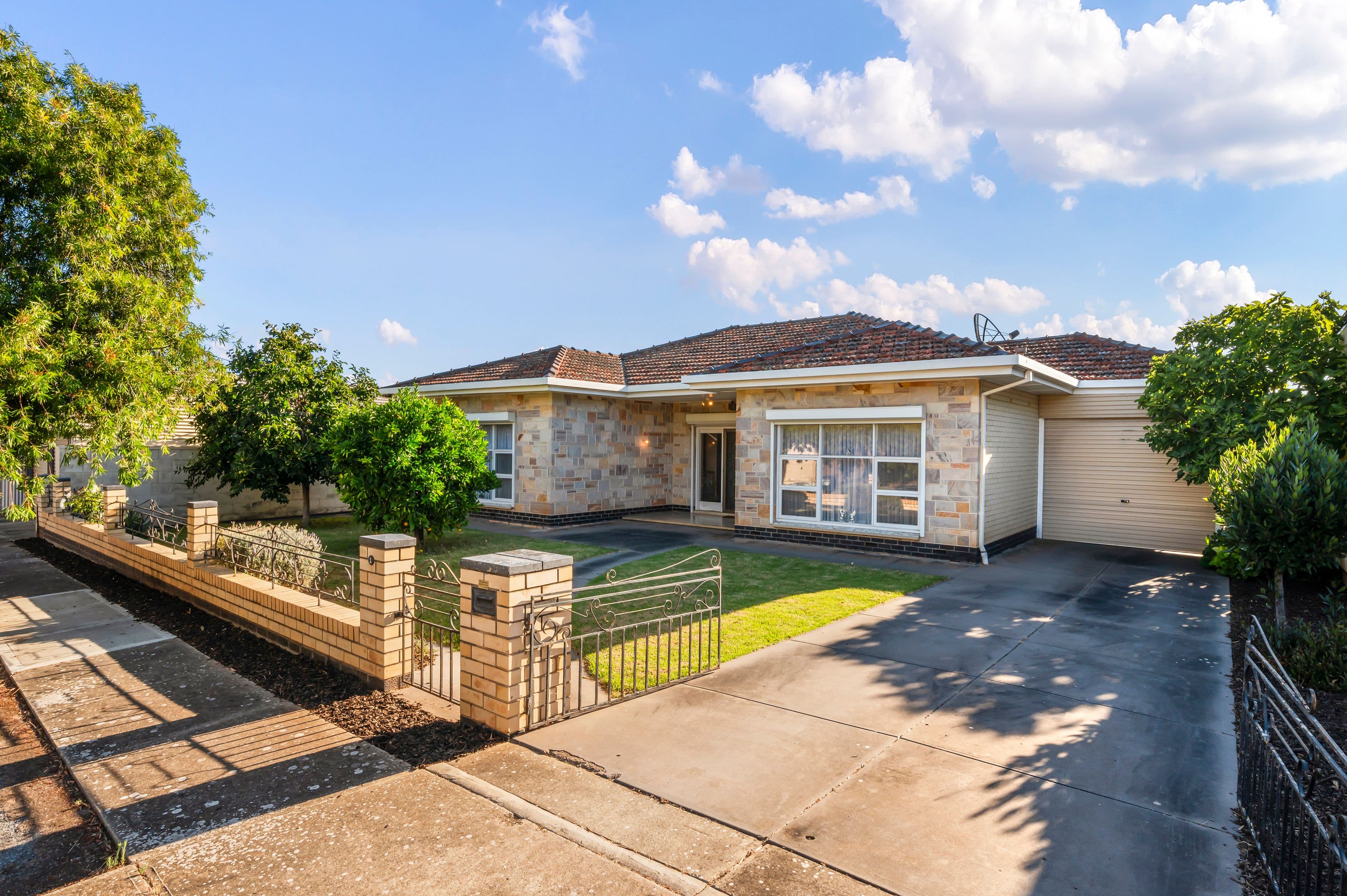 1 Ashleigh Avenue, Felixstow SA 5070, Felixstow - Image 1