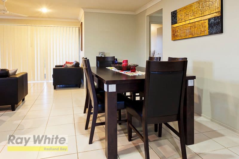 6 Aqua Crescent, REDLAND BAY QLD 4165, Redland Bay - Thumbnail 4