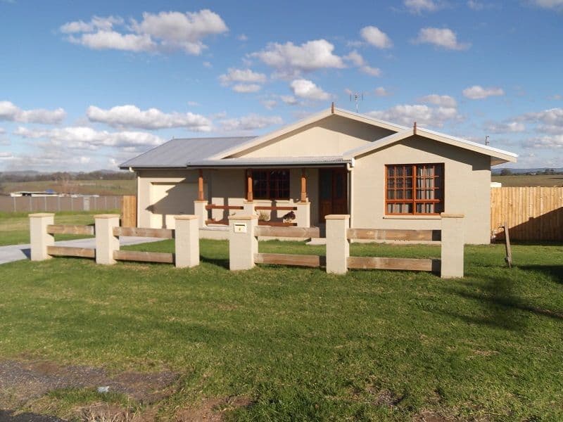 8 Taragala Street, COWRA NSW 2794, Cowra - Image 1