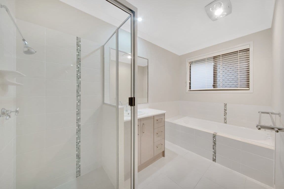 10 Briffney Street, Kirkwood QLD 4680, Kirkwood - Thumbnail 6