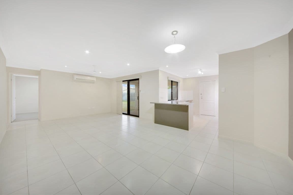 10 Briffney Street, Kirkwood QLD 4680, Kirkwood - Thumbnail 8