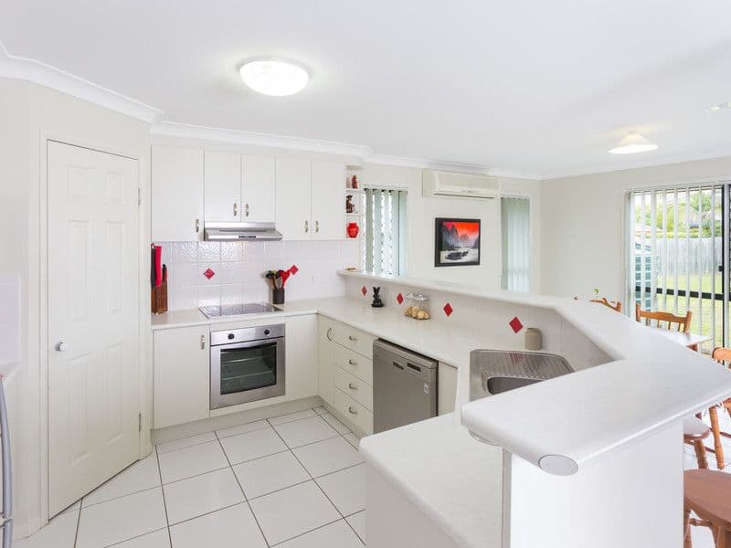 9 Amie Louise Place, BELLMERE QLD 4510, Bellmere - Thumbnail 3