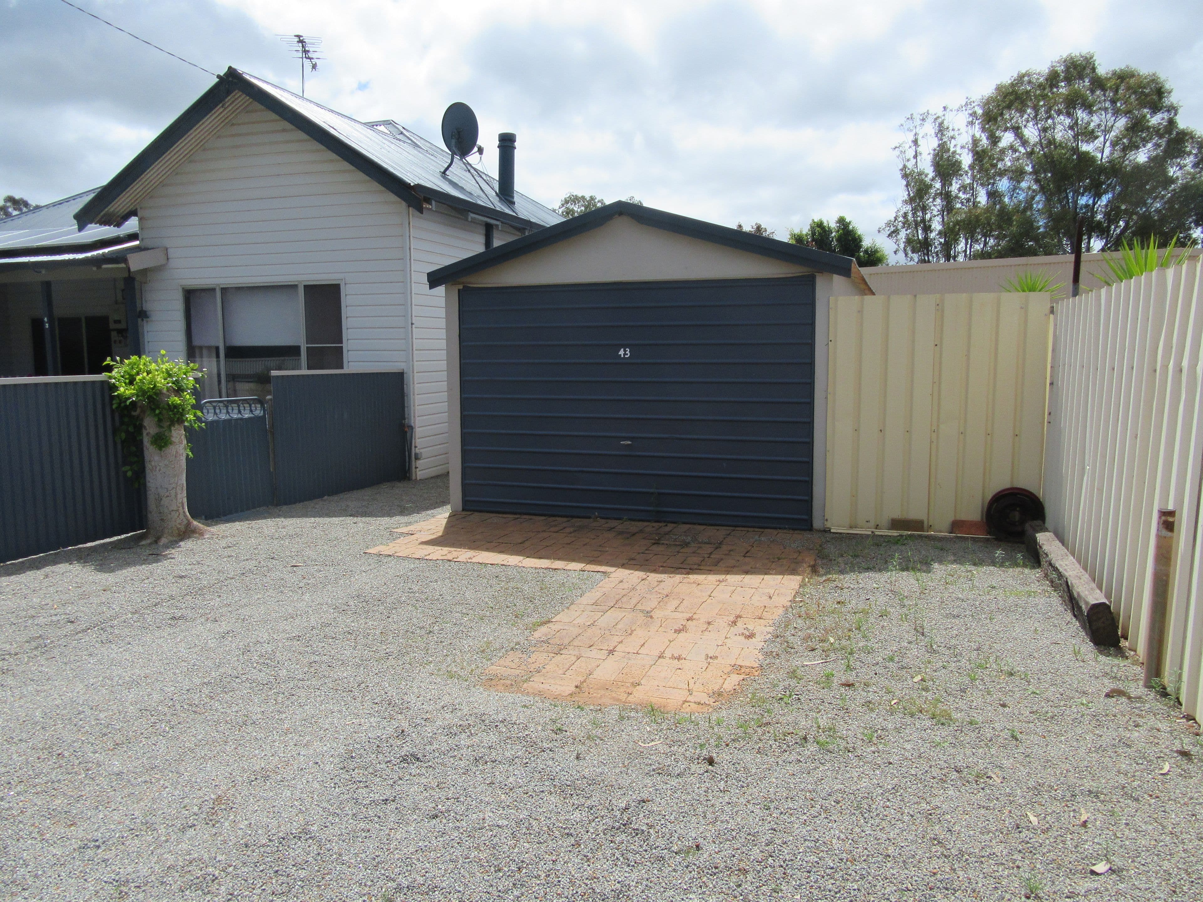 43 Slaughter Street, Three Springs WA 6519, Three Springs - Thumbnail 3