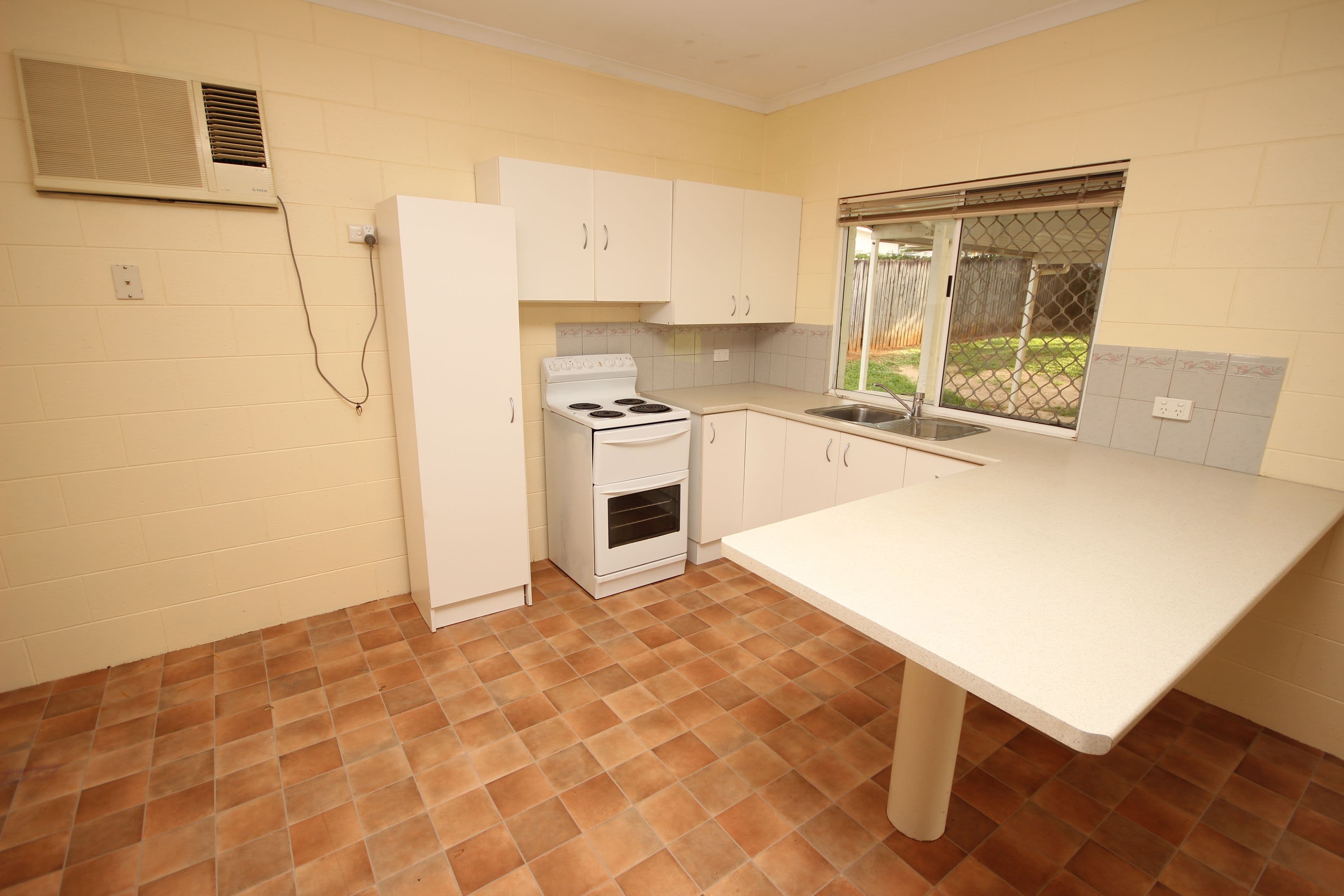 40 Cyperus Drive, Redlynch QLD 4870, Redlynch - Thumbnail 3