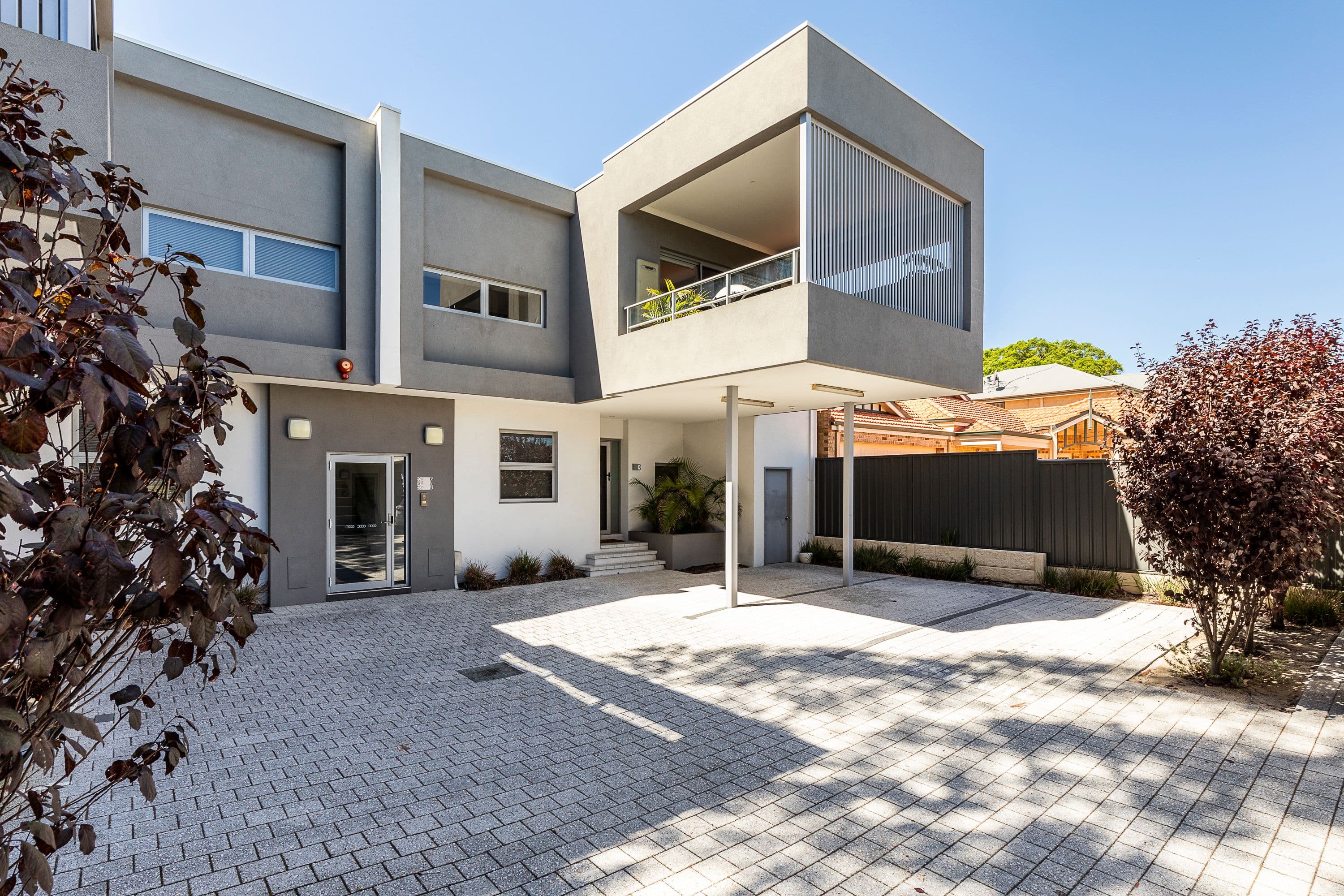 18 Brady Street, Mount Hawthorn WA 6016, Mount Hawthorn - Thumbnail 2