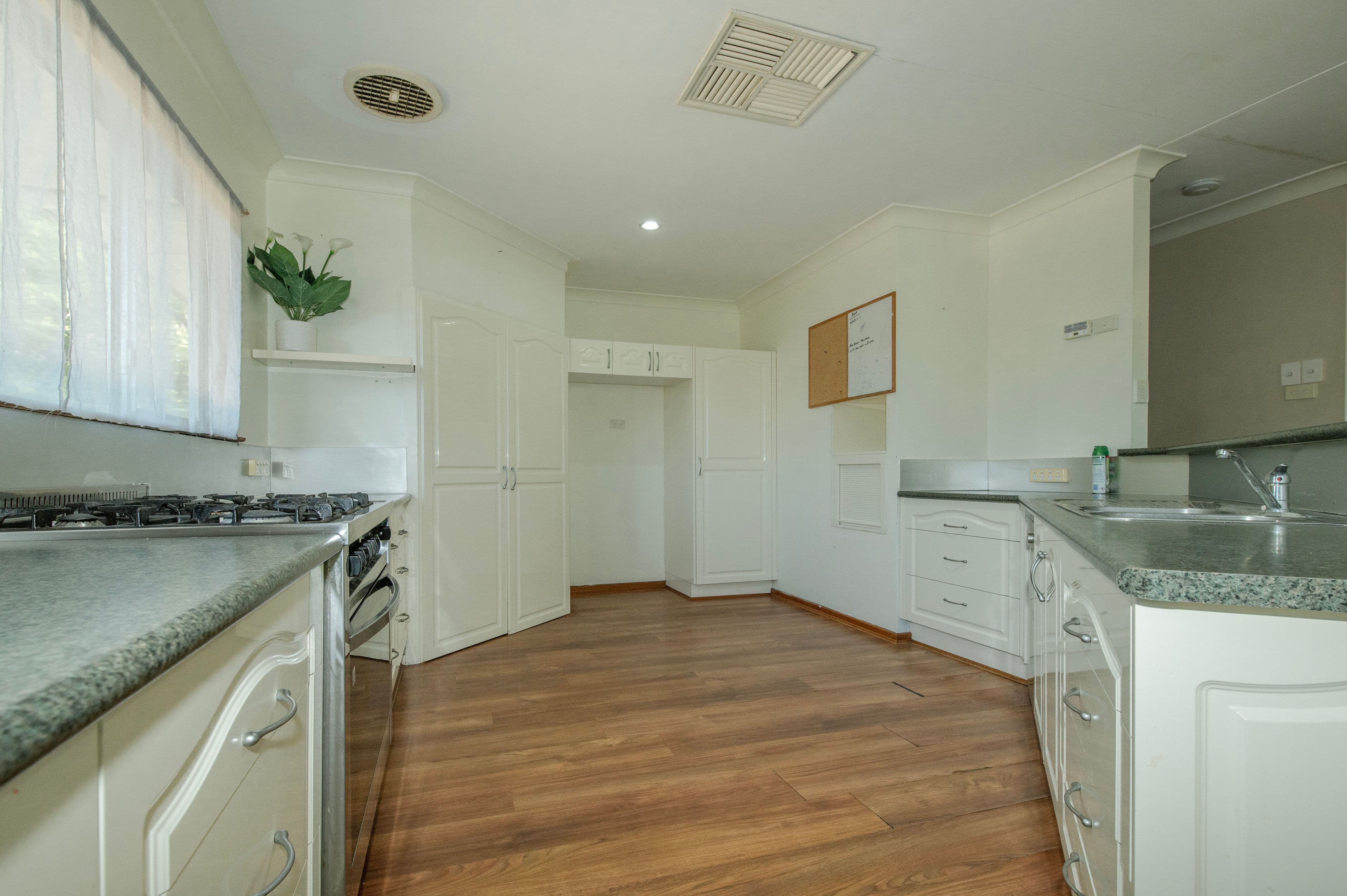 26-28 Malakoff Street, Biloela QLD 4715, Biloela - Thumbnail 3