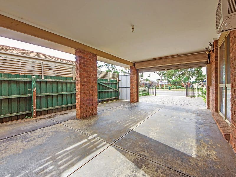 95 Bellbridge Drive, HOPPERS CROSSING VIC 3029, Hoppers Crossing - Thumbnail 4