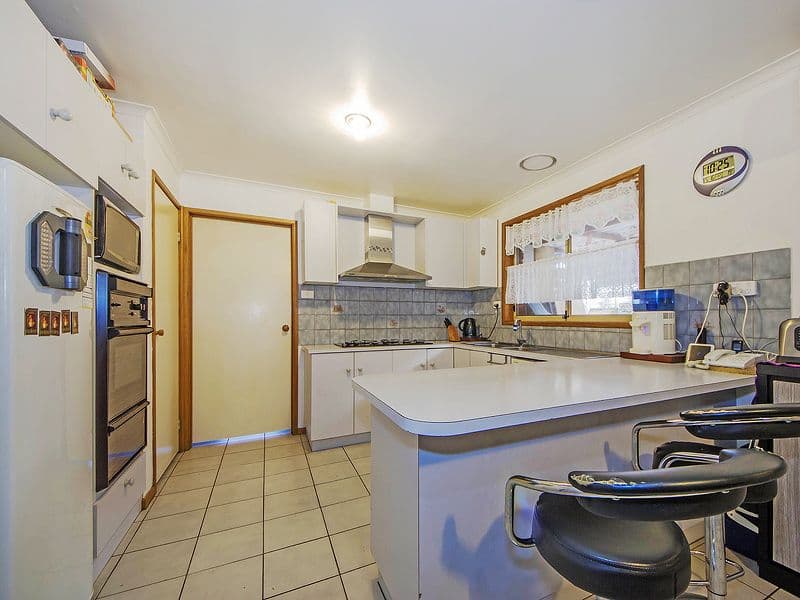 95 Bellbridge Drive, HOPPERS CROSSING VIC 3029, Hoppers Crossing - Thumbnail 7