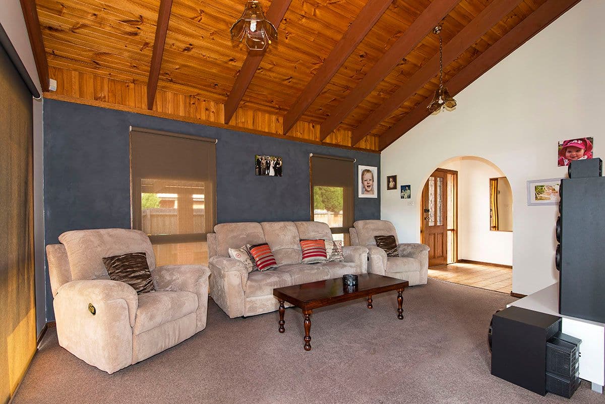 2 Hargrave Court, MILL PARK VIC 3082, Mill Park - Thumbnail 5
