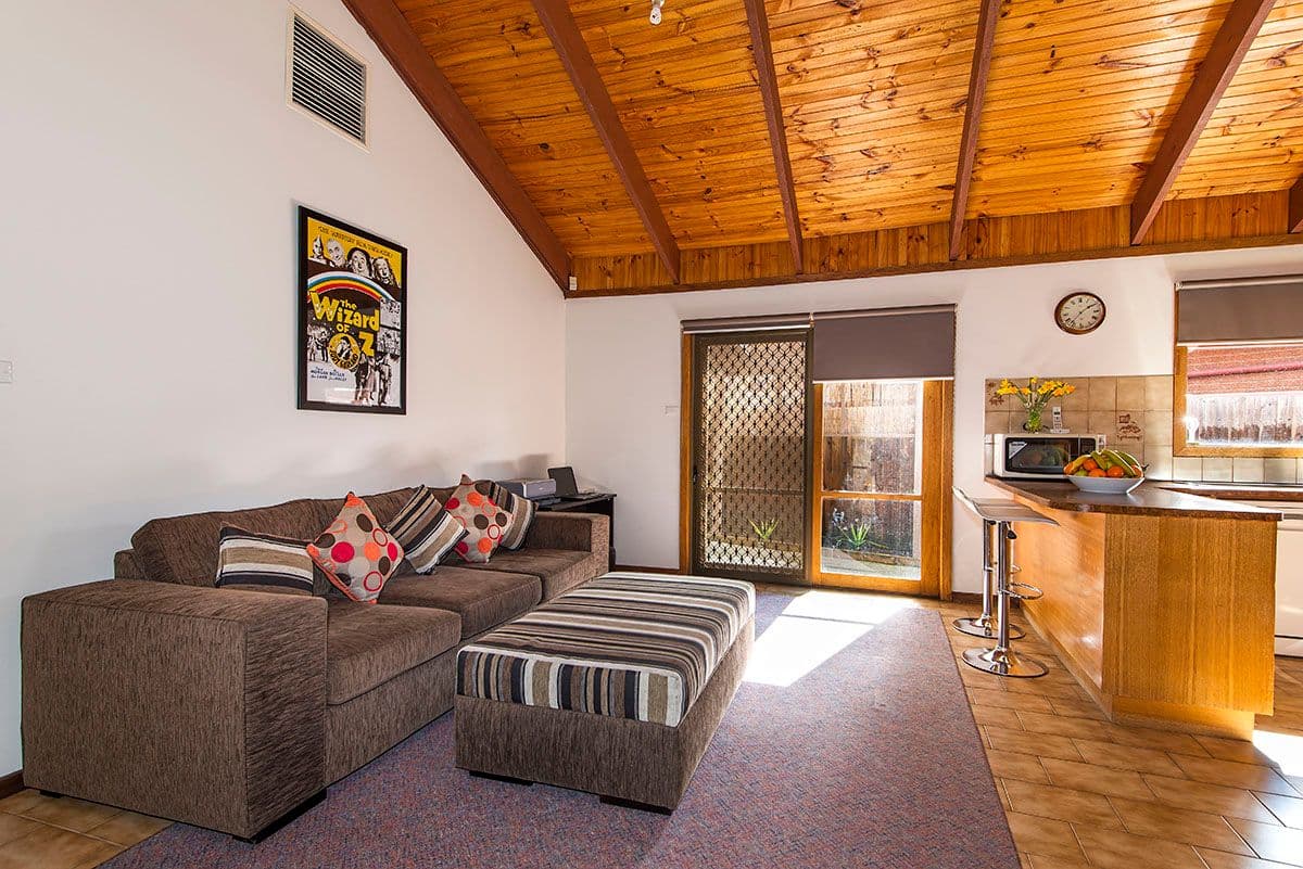 2 Hargrave Court, MILL PARK VIC 3082, Mill Park - Thumbnail 7
