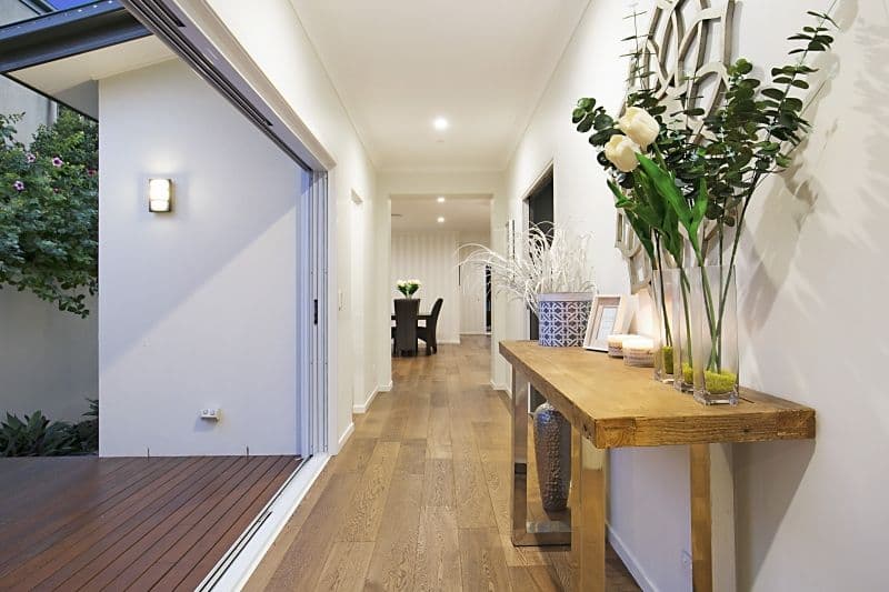 53 Fairway Drive, Clear Island Waters QLD 4226, Clear Island Waters - Thumbnail 4