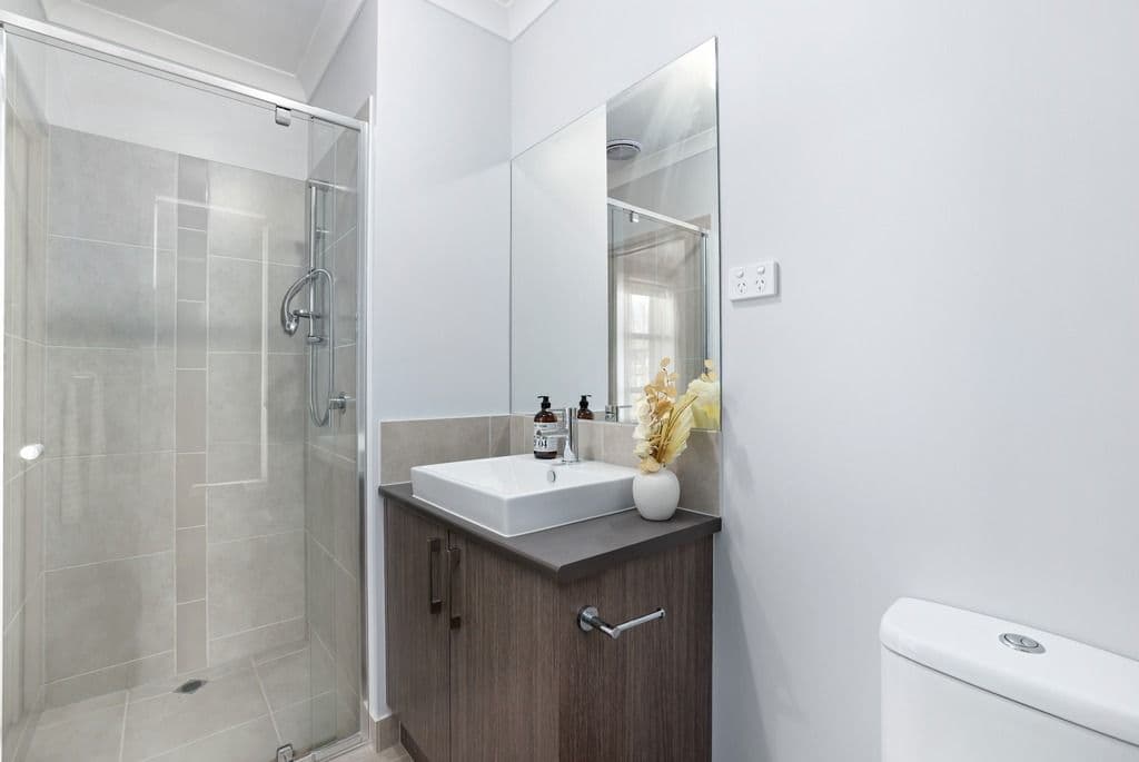 24 Wirruna Street, Werribee VIC 3030, Werribee - Thumbnail 4