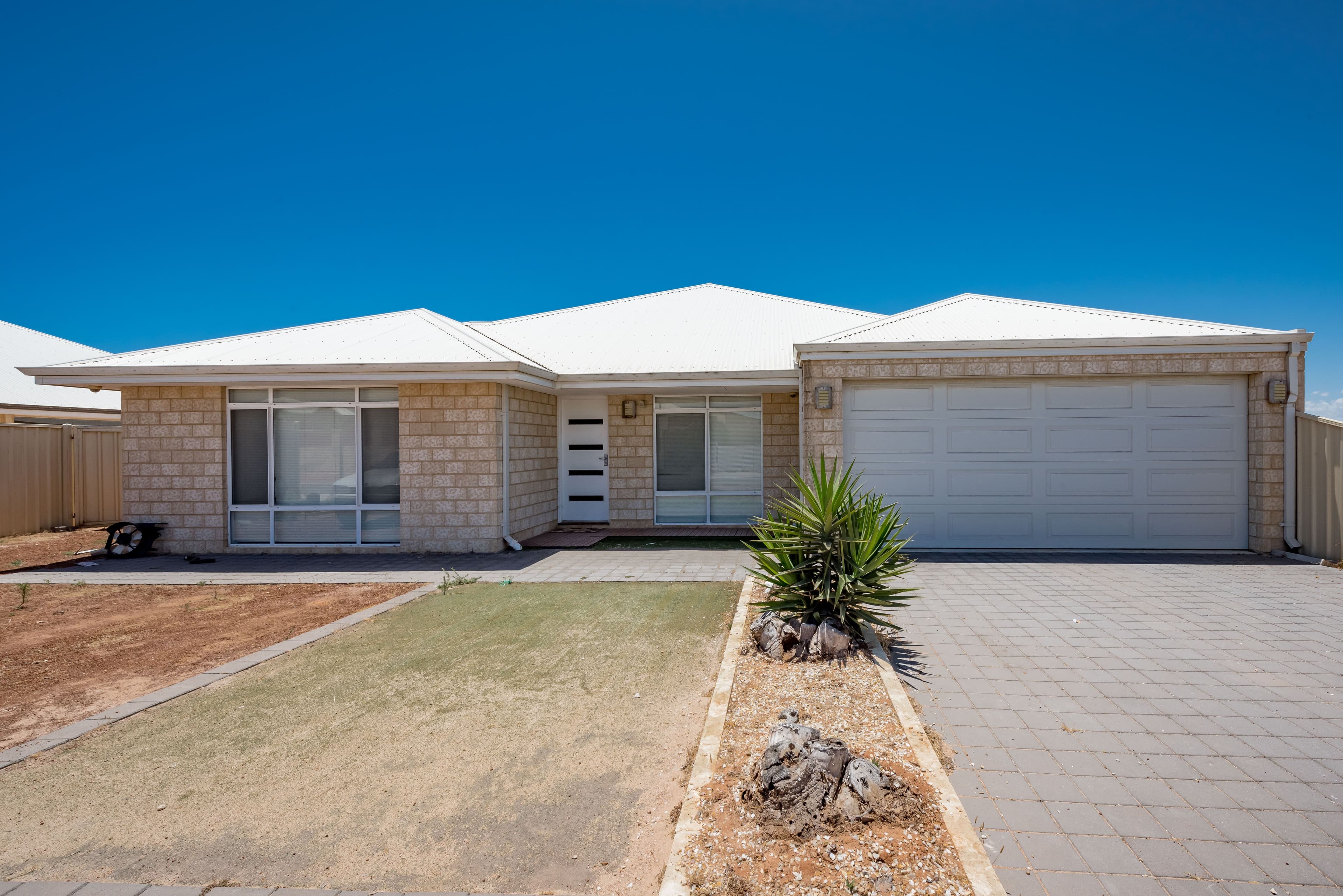 16 Crusader Heights, Wandina WA 6530, Wandina - Thumbnail 2