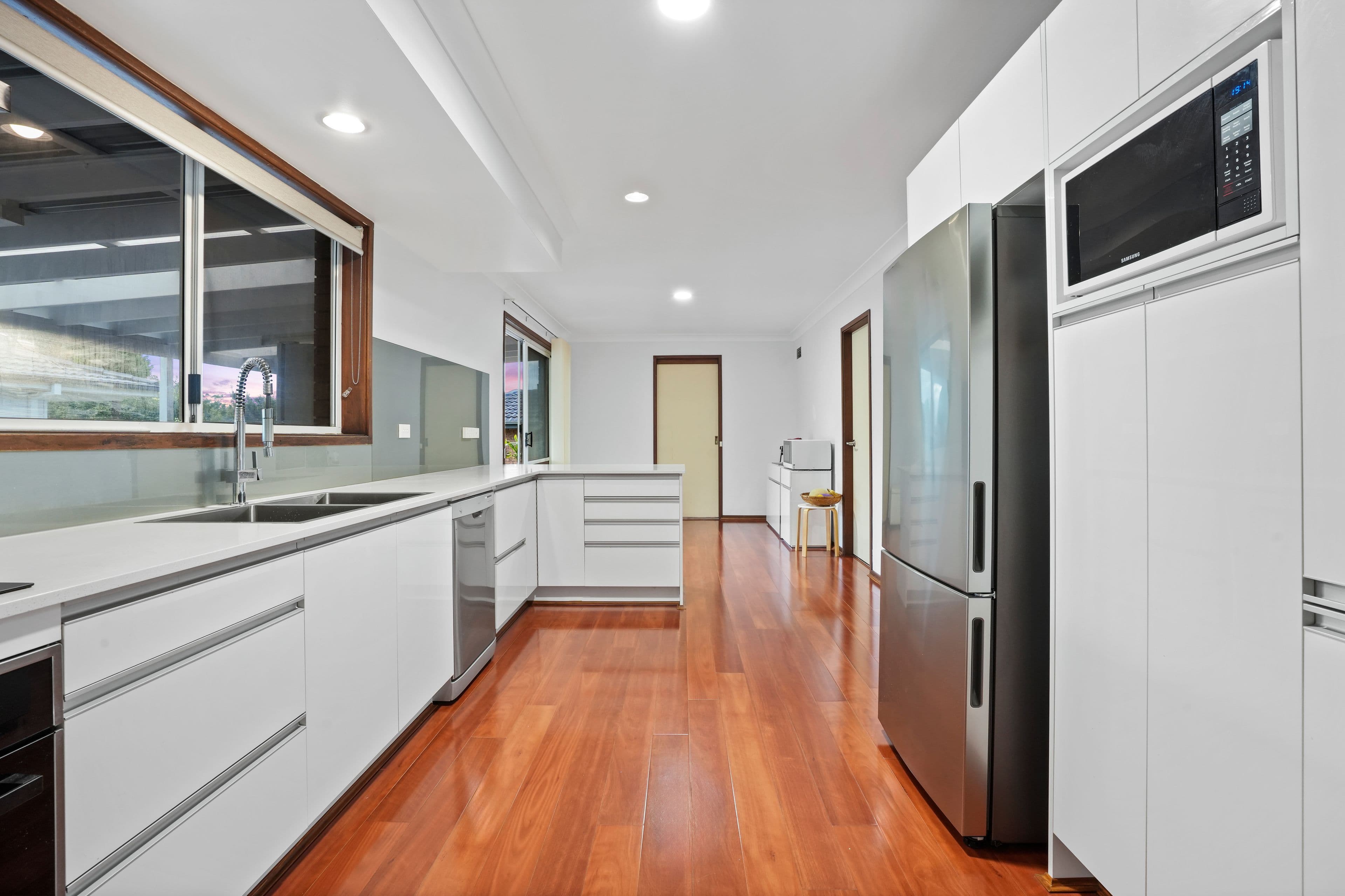 28 Ridgecrop Drive, Castle Hill NSW 2154, Castle Hill - Thumbnail 2
