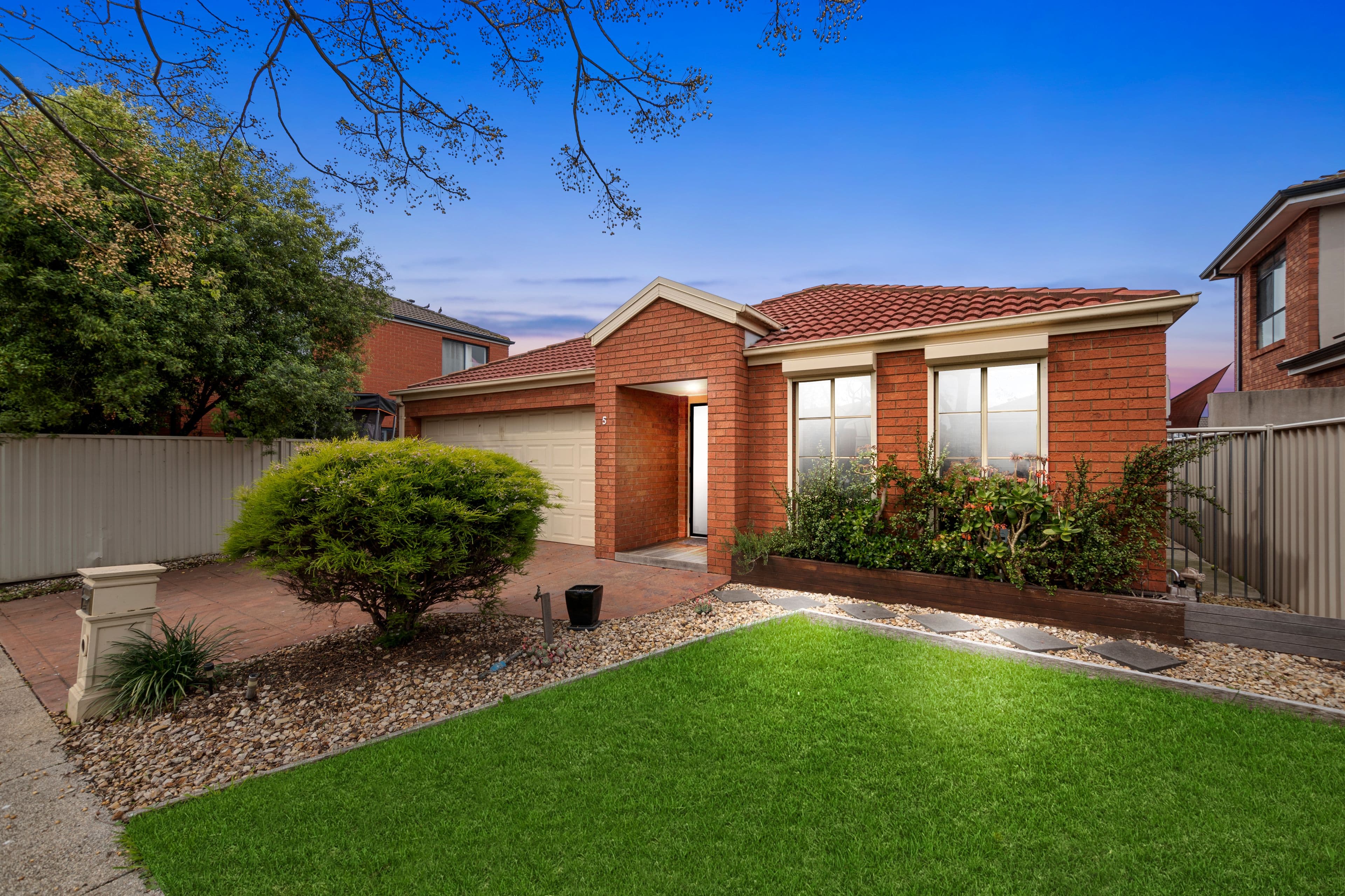 5 Waranga Close, Caroline Springs VIC 3023, Caroline Springs - Image 1