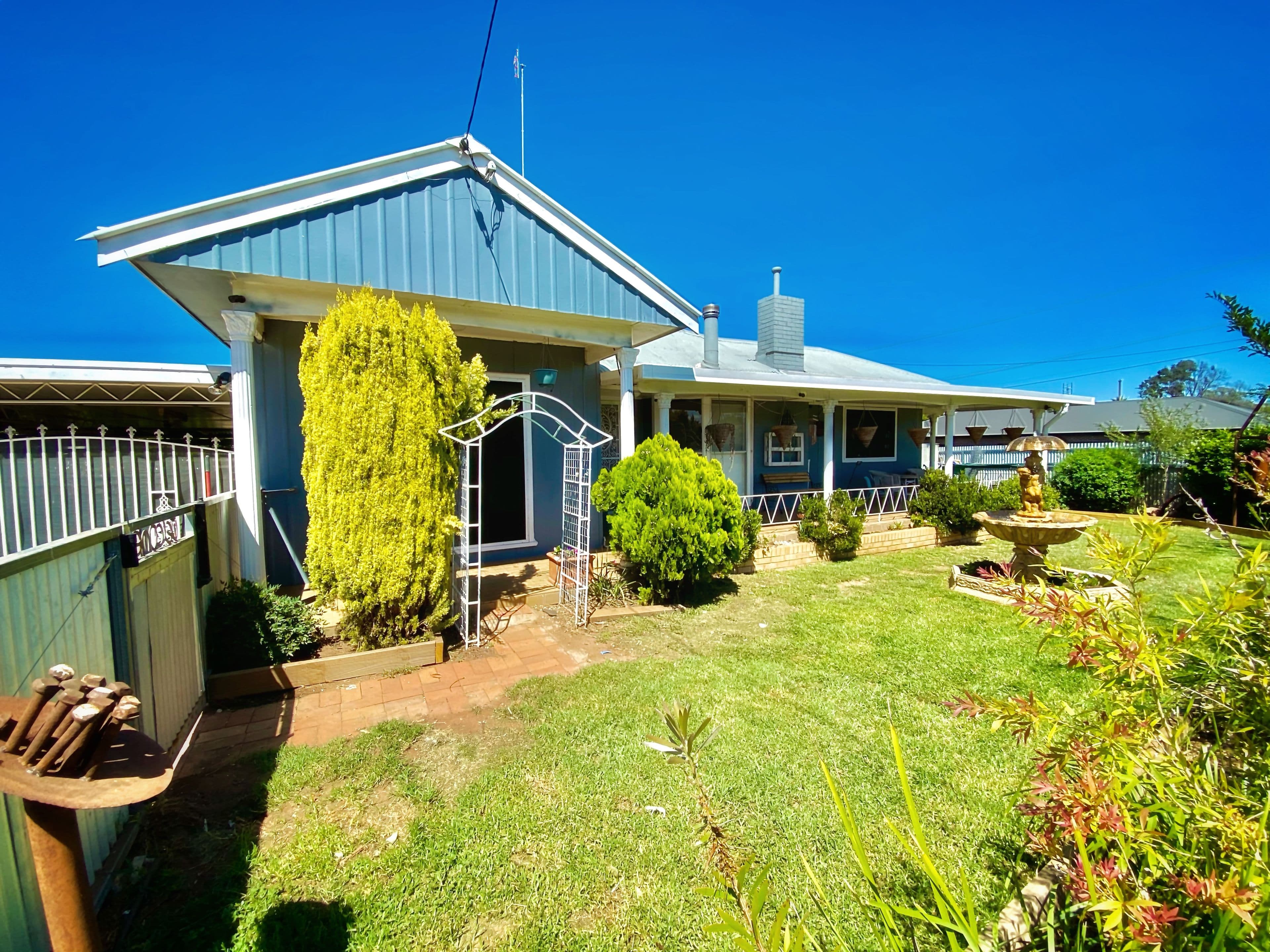 14 Patterson Street, Forbes NSW 2871, Forbes - Thumbnail 2