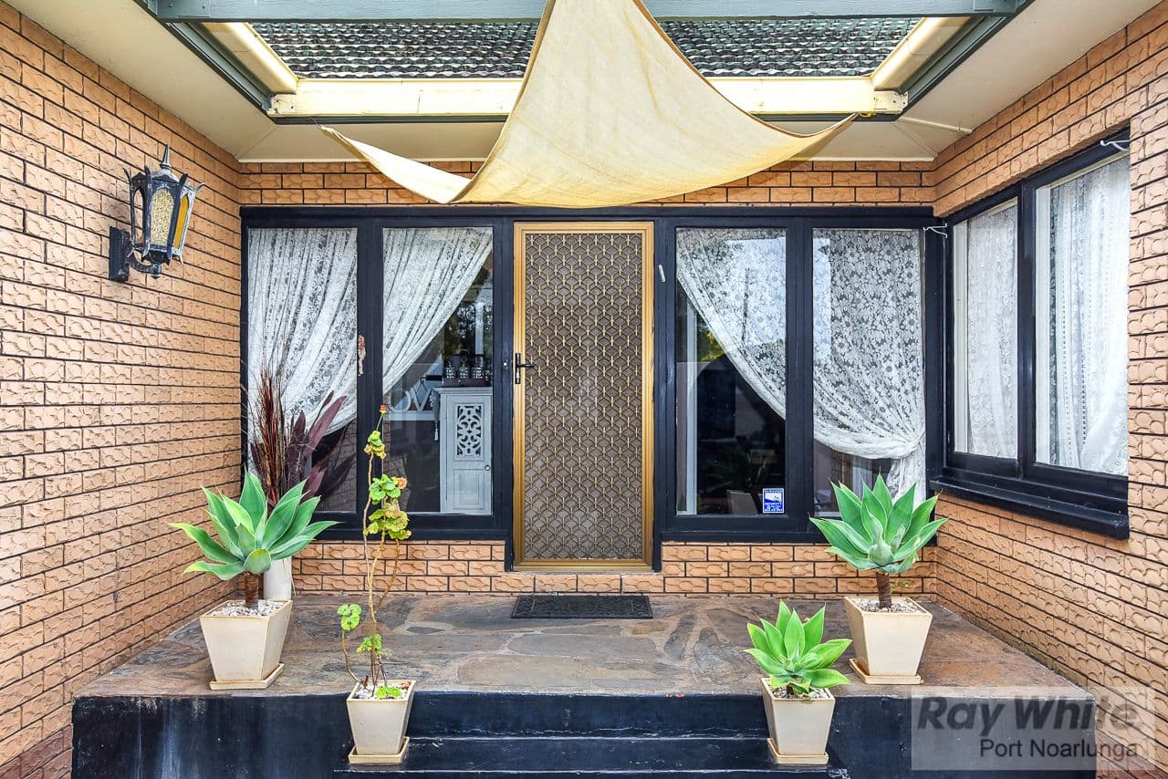 37 Clovelly Avenue, Christies Beach SA 5165, Christies Beach - Thumbnail 3