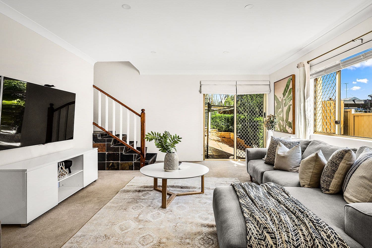 7 Wyndham Place, Baulkham Hills NSW 2153, Baulkham Hills - Thumbnail 2
