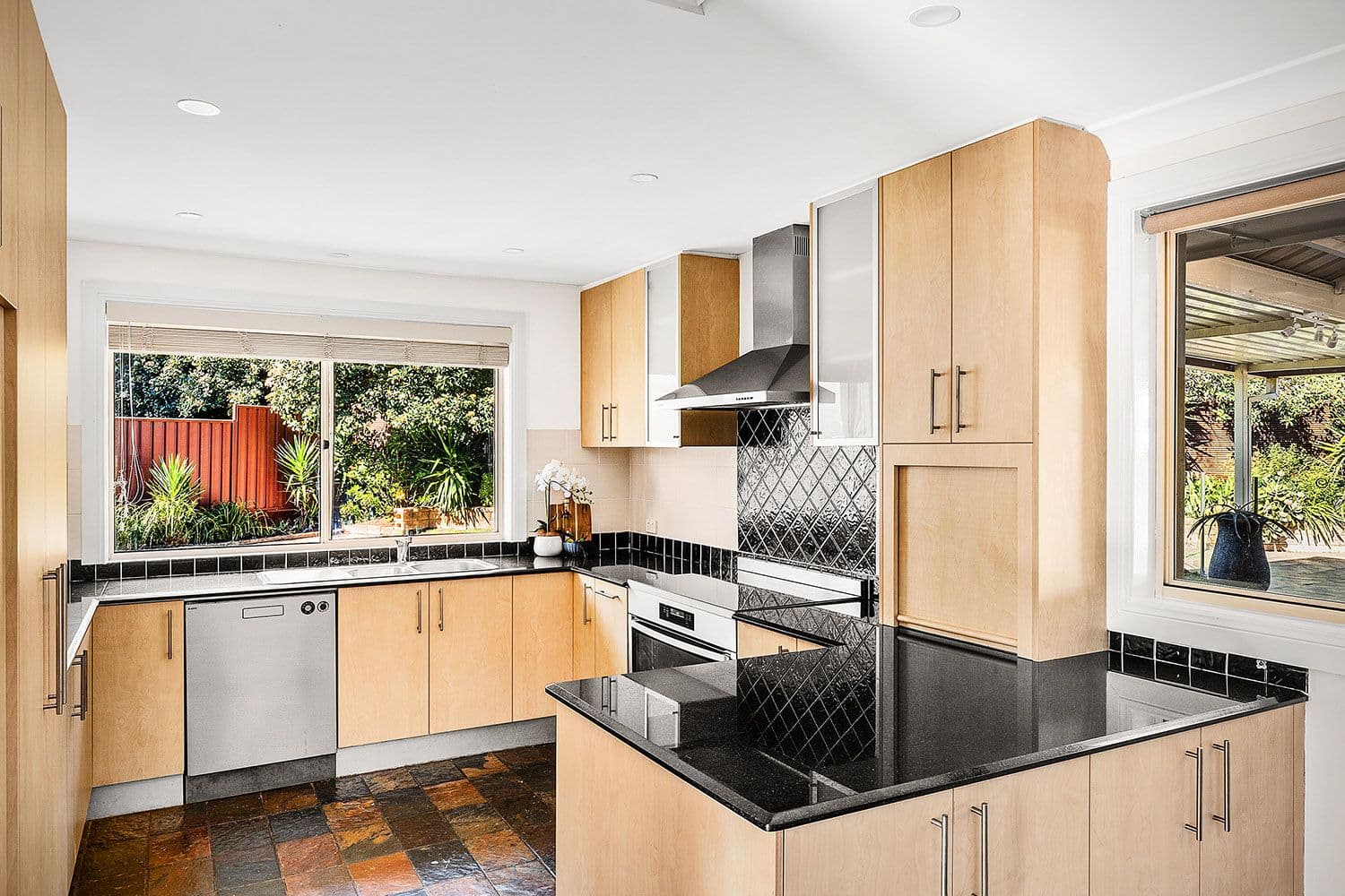 7 Wyndham Place, Baulkham Hills NSW 2153, Baulkham Hills - Thumbnail 4