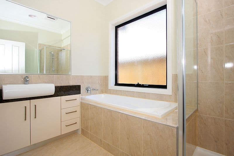 8 Jezwing Avenue, SOUTH MORANG VIC 3752, South Morang - Thumbnail 4