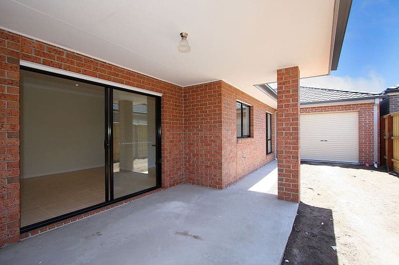 8 Jezwing Avenue, SOUTH MORANG VIC 3752, South Morang - Thumbnail 6