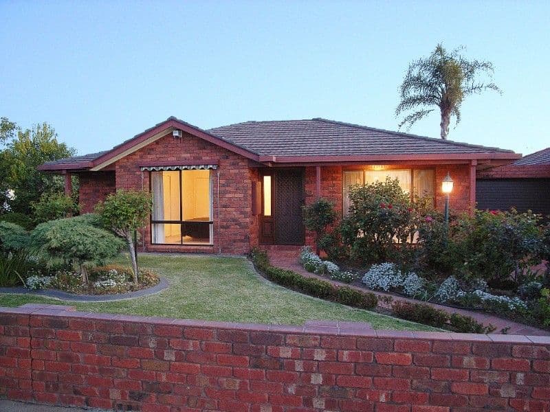18 Coomboona Street, SHEPPARTON VIC 3630, Shepparton - Image 1
