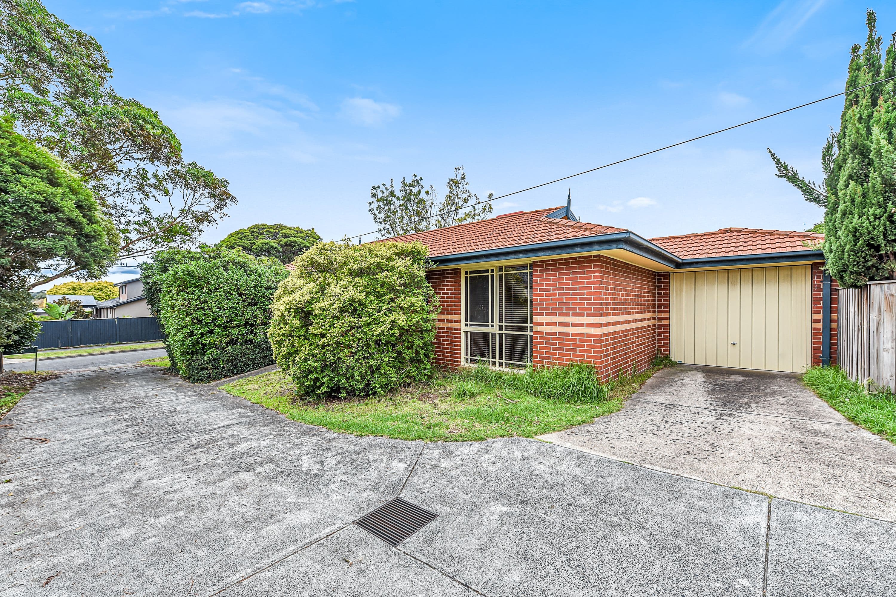 30 Highclere Avenue, Mount Waverley VIC 3149, Mount Waverley - Thumbnail 2