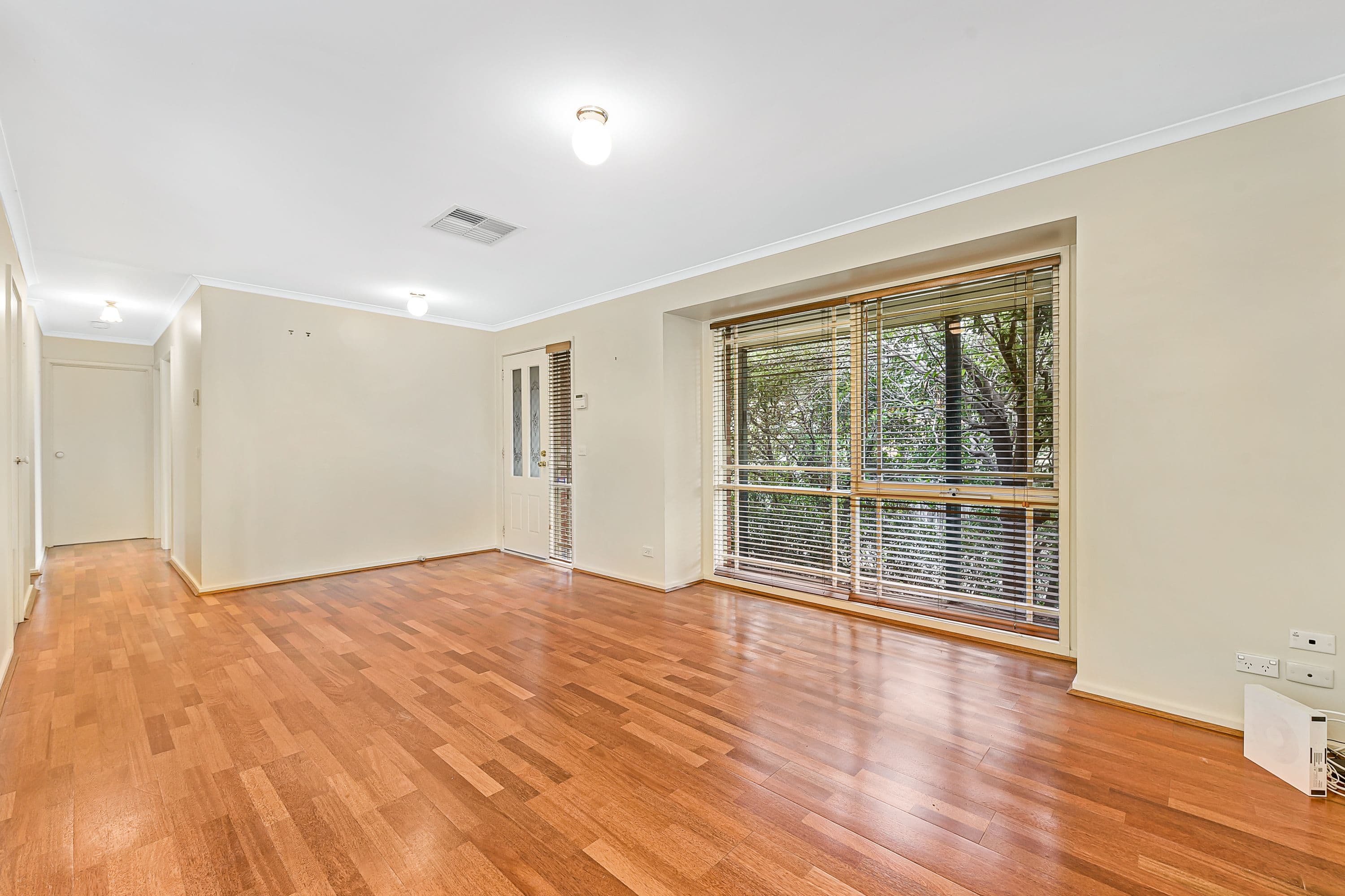 30 Highclere Avenue, Mount Waverley VIC 3149, Mount Waverley - Thumbnail 4