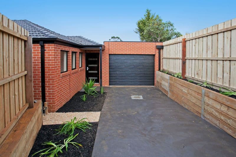 71 Moruya Drive, GROVEDALE VIC 3216, Grovedale - Thumbnail 2