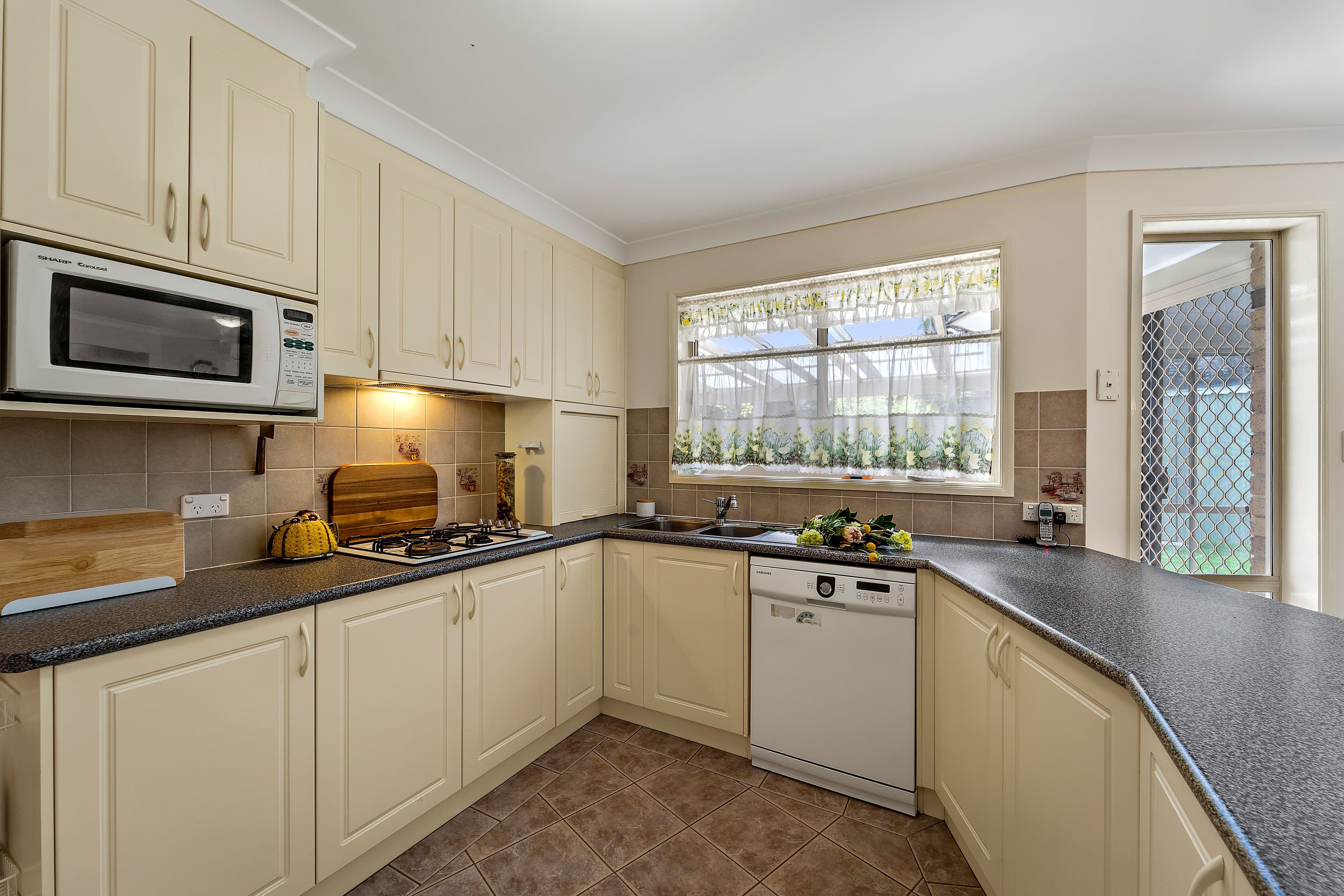 5 Lander Crescent, Amaroo ACT 2914, Amaroo - Thumbnail 6