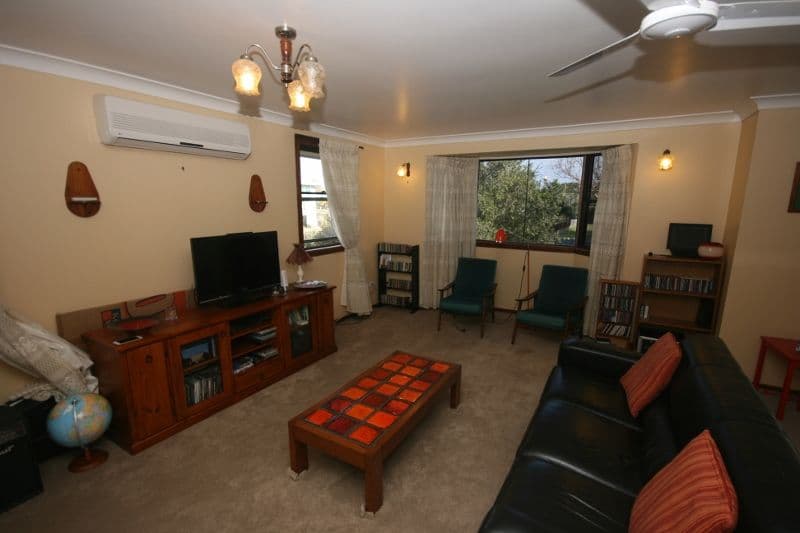 13 Argyle Close, Grafton - Thumbnail 2