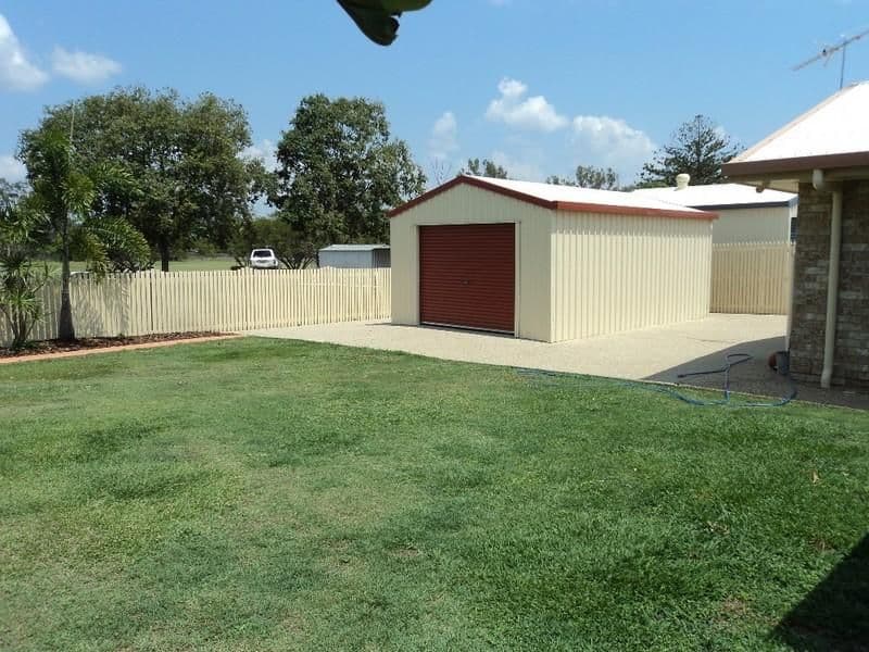 11 Warner Avenue, NORMAN GARDENS QLD 4701, Norman Gardens - Thumbnail 3