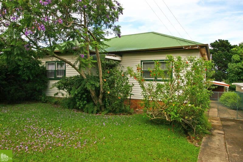 37 Lake Entrance Road, OAK FLATS NSW 2529, Oak Flats - Image 1