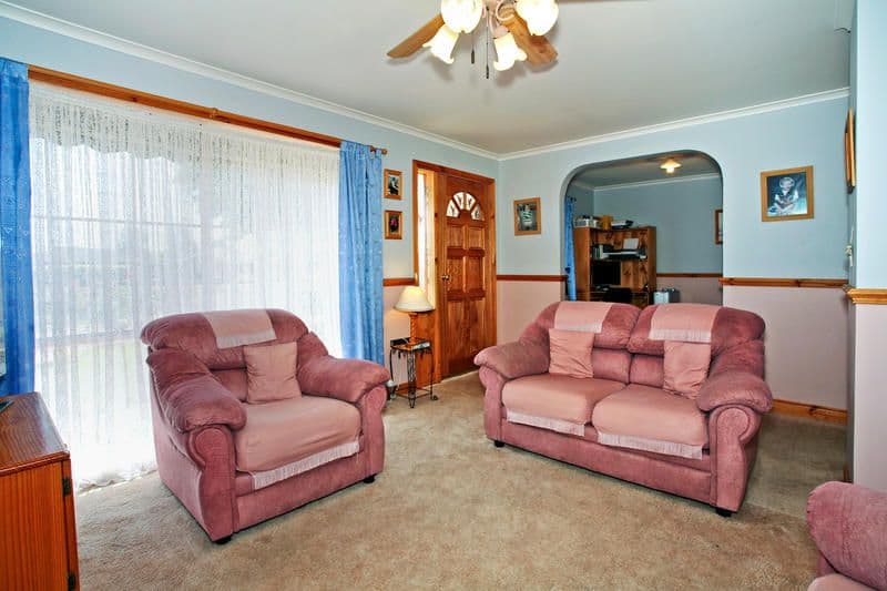 28 Schmitt Court, WHITTINGTON VIC 3219, Whittington - Thumbnail 4