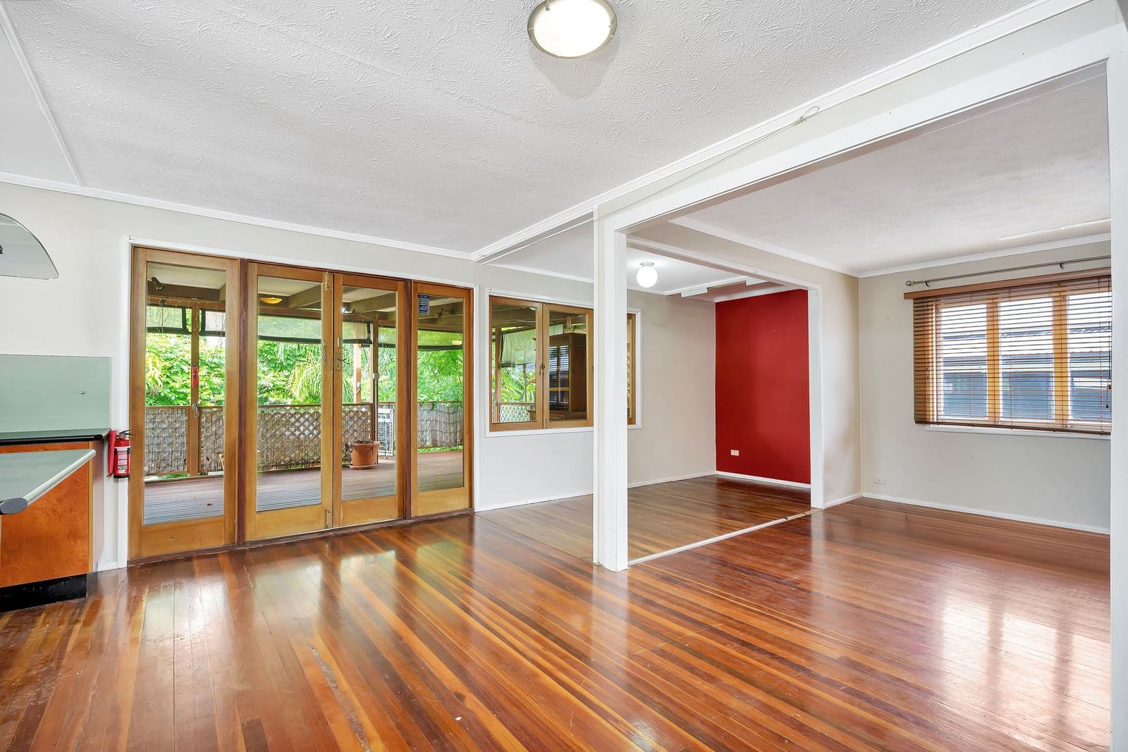 20 Second Avenue, Labrador QLD 4215, Labrador - Thumbnail 2