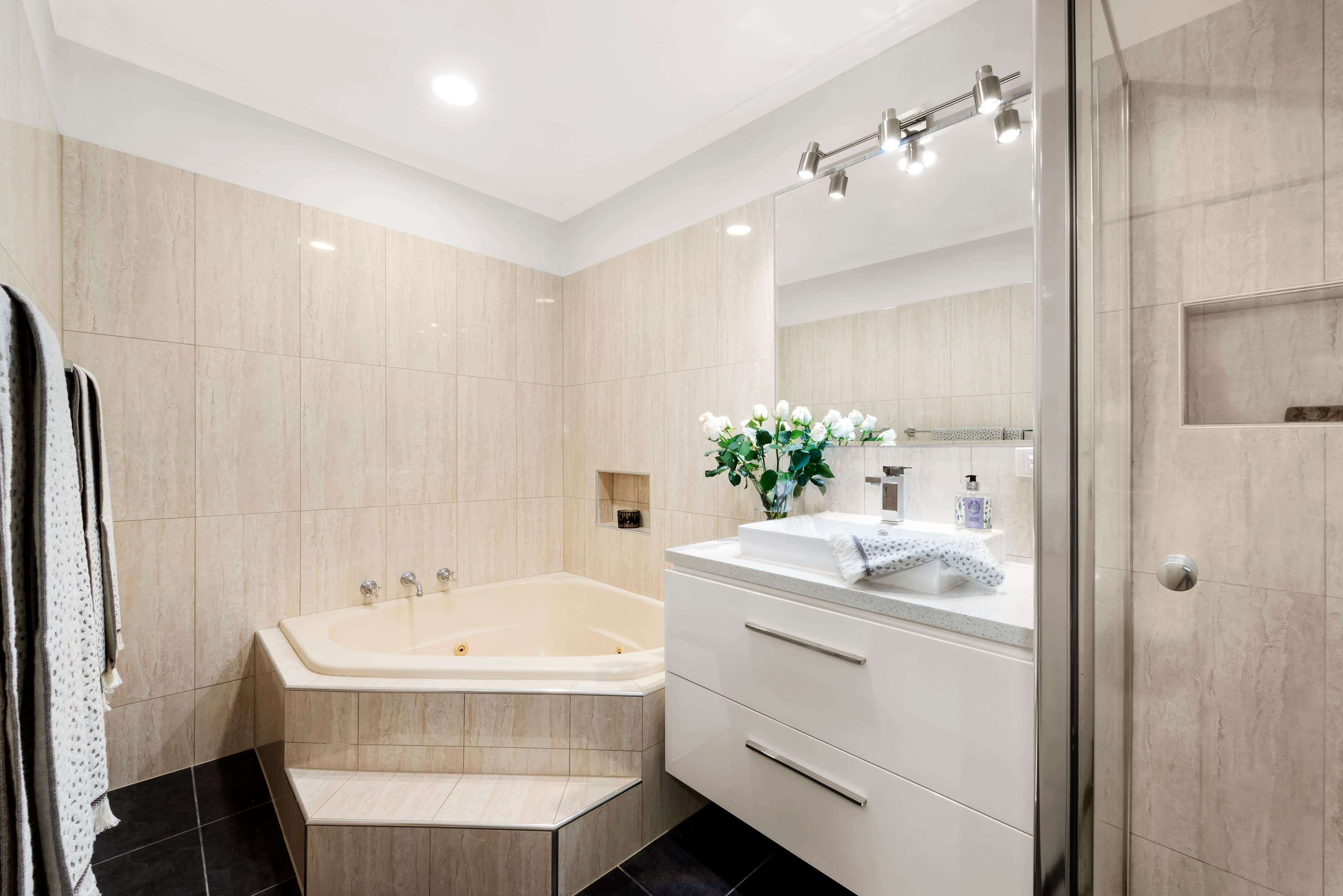 9 Deauville Court, Wantirna VIC 3152, Wantirna - Thumbnail 8