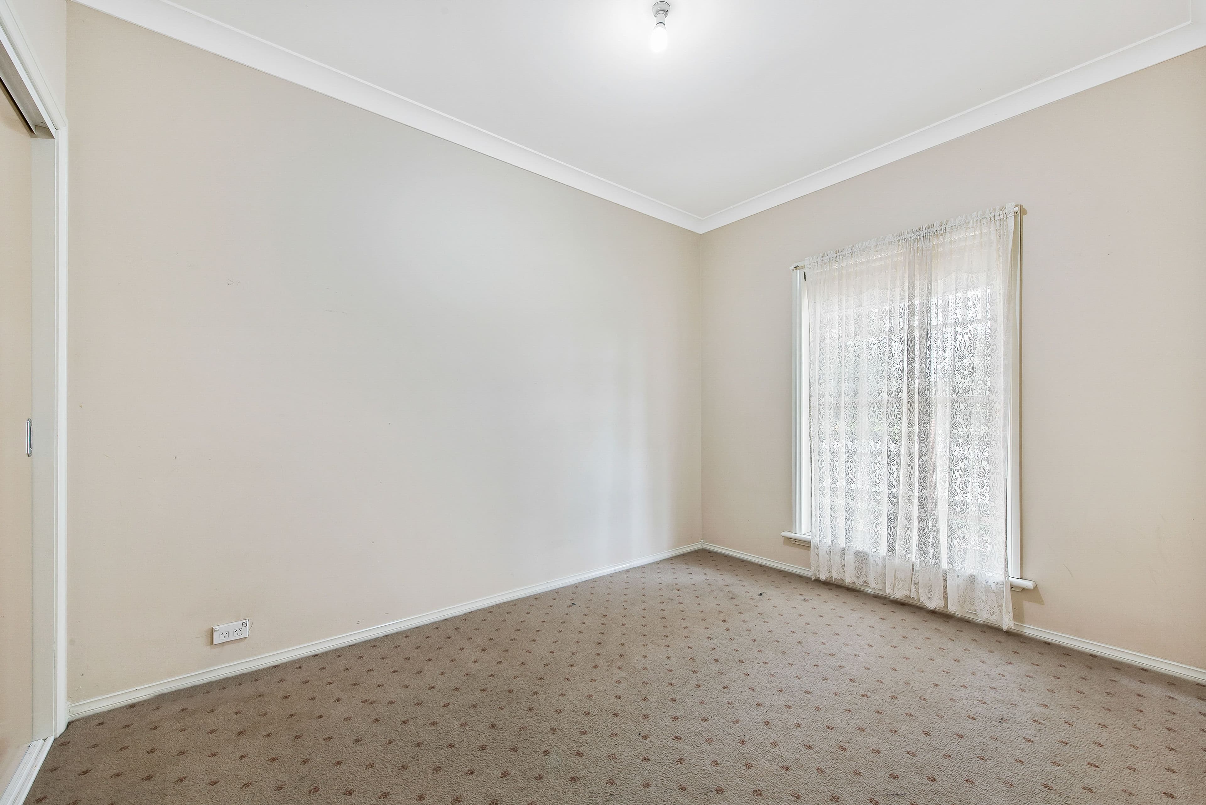 10 Archeron Court, Caroline Springs VIC 3023, Caroline Springs - Thumbnail 6