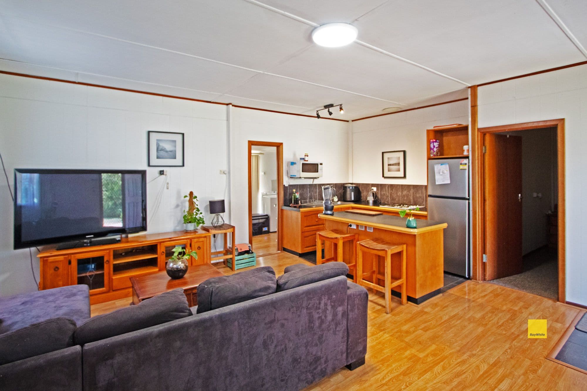 15 Cameron Street, Jurien Bay WA 6516, Jurien Bay - Thumbnail 2