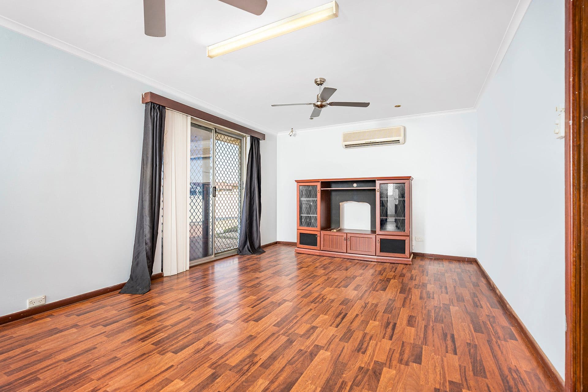 1 Grevillia Street, Utakarra WA 6530, Utakarra - Thumbnail 3