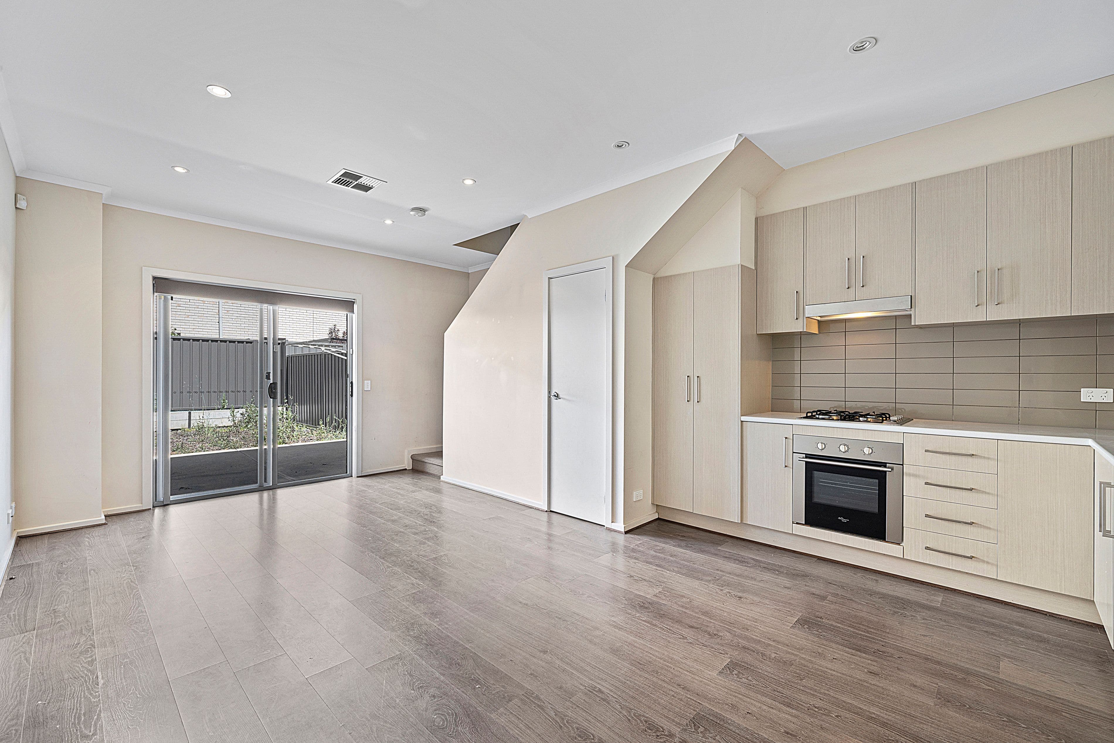 103 Hunter Crescent, Salisbury North SA 5108, Salisbury North - Thumbnail 2
