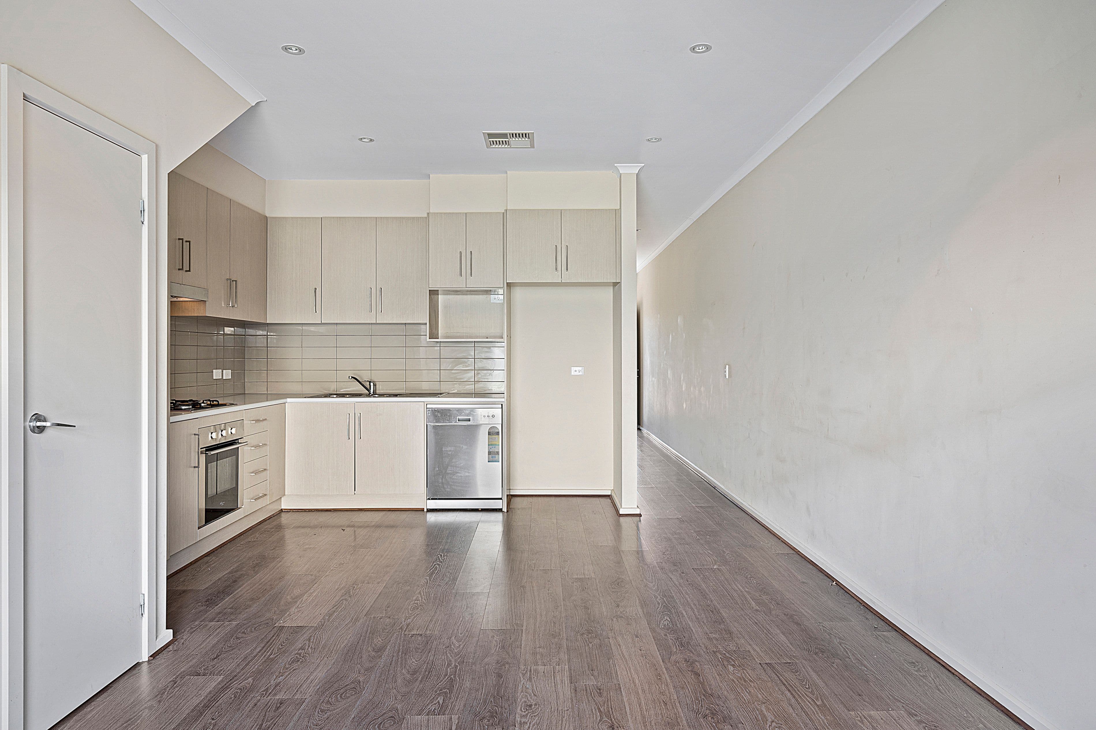 103 Hunter Crescent, Salisbury North SA 5108, Salisbury North - Thumbnail 4