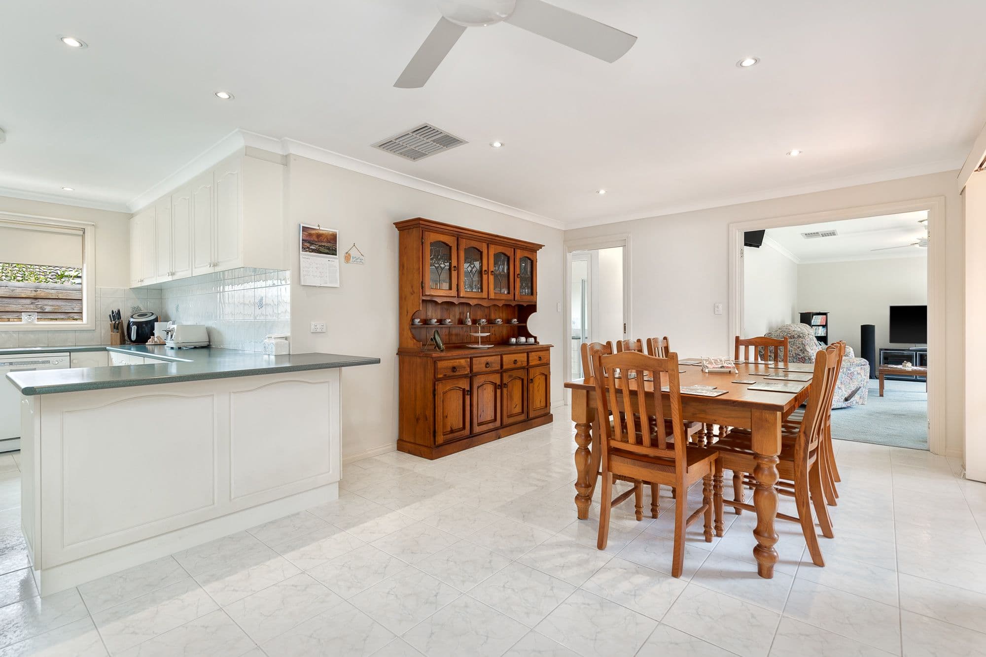 29 McCubbin Way, Berwick VIC 3806, Berwick - Thumbnail 4