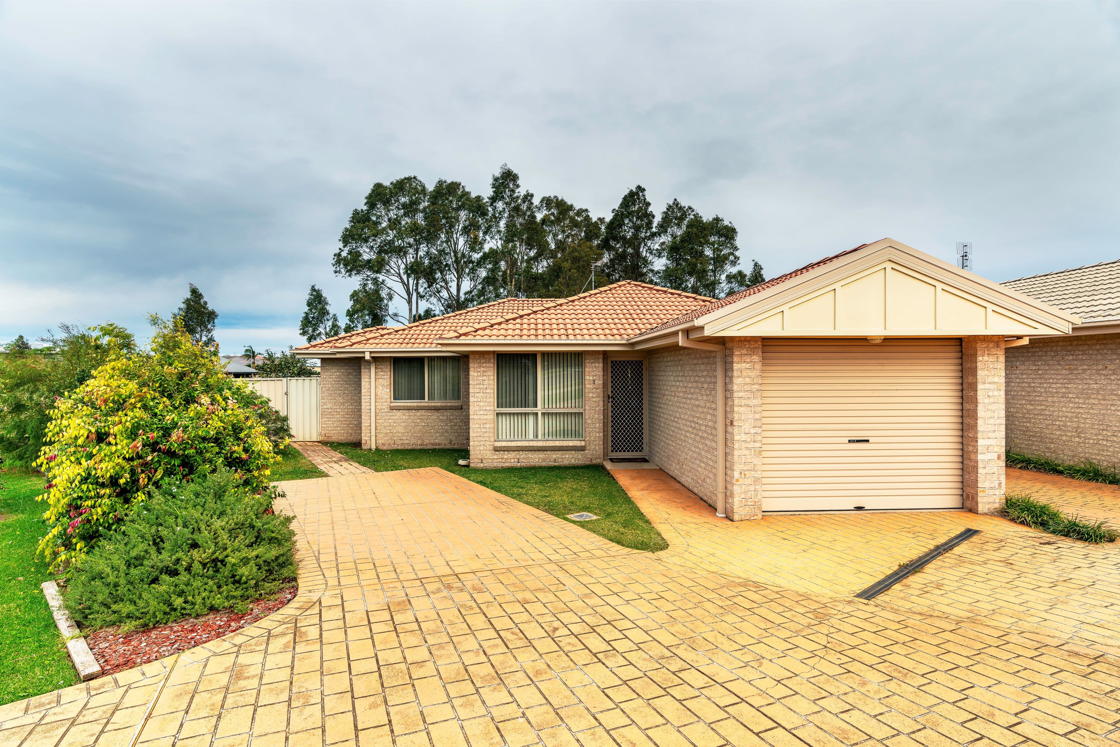 73 Rayleigh Drive, Worrigee - Image 1